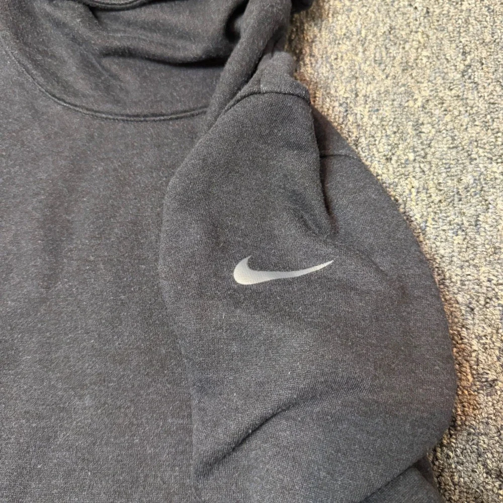 Nike Dri-FIT Cowl Neck Sweatshirt Womens Small Gray Logo Hem Training Top